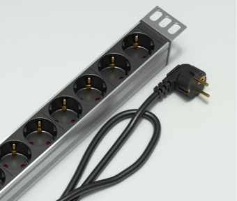 Блок розеток Rem-16 с амп., 8 Schuko, 16 A, алюм., 19", шнур 3м  R-16-8S-AM-440-3               